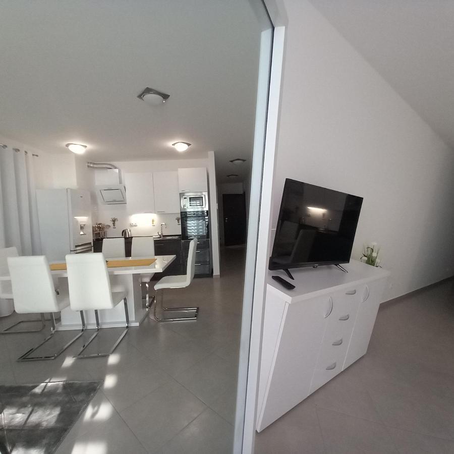 Apartman Nehaj Apartment Senj  Ngoại thất bức ảnh